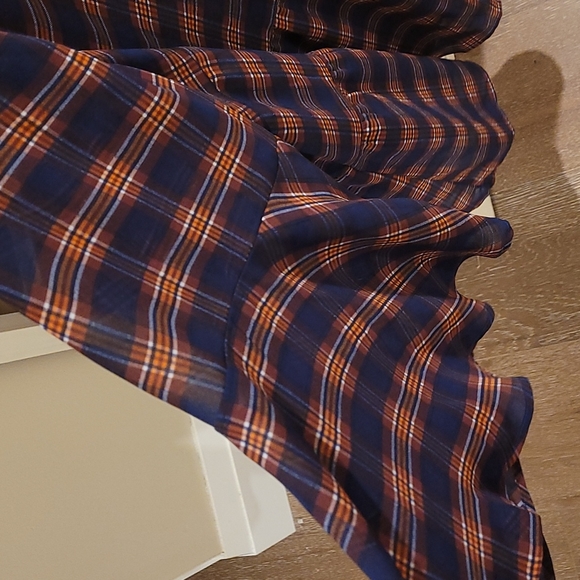 Sheer Blouse - Picture 2 of 4